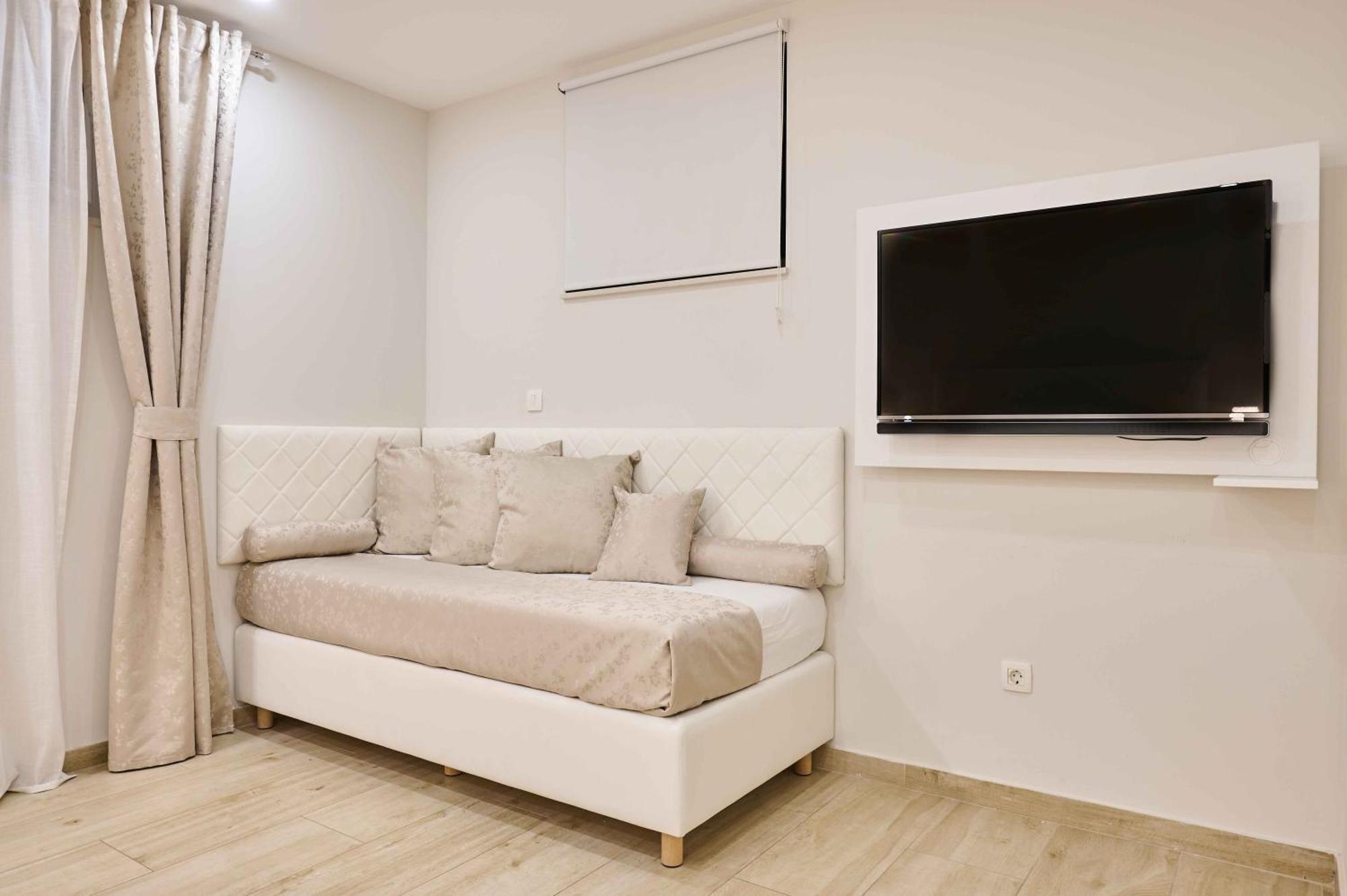 Best Location Rooms Split Bilik gambar