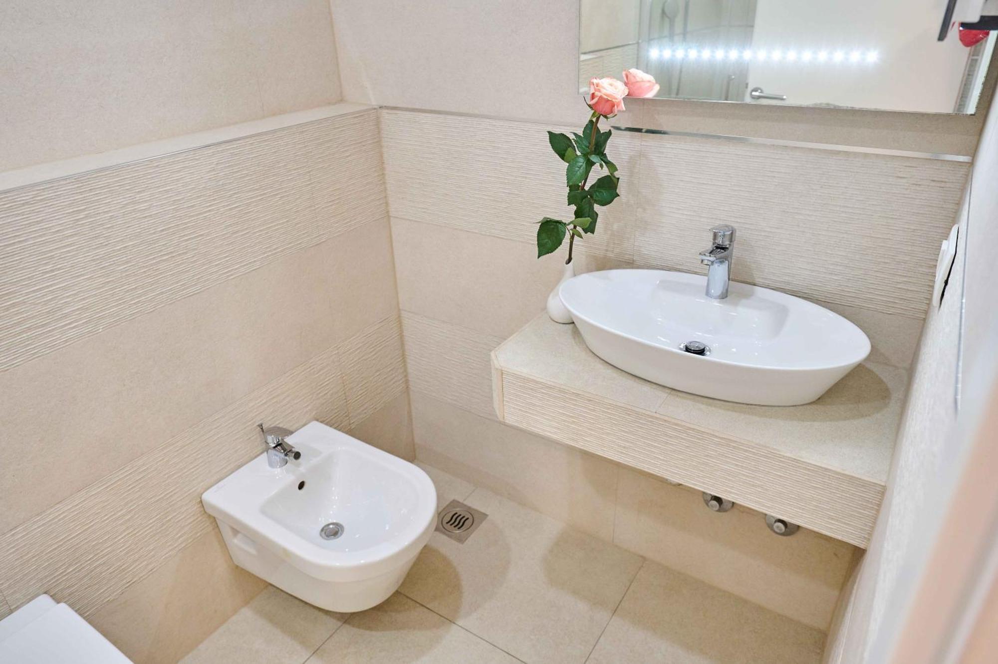 Best Location Rooms Split Bilik gambar